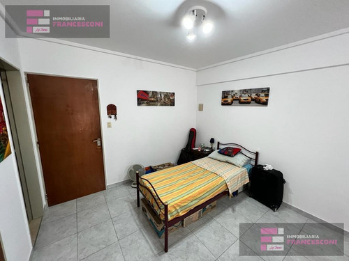 Imagen 9 de 11 de Departamento - La Plata