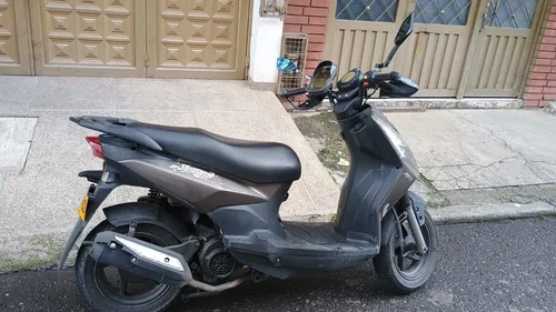 Moto Akt 125 Dynamic R Automatica