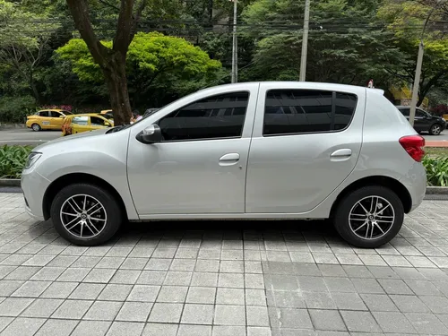 Renault Sandero 1.6 Life Mt