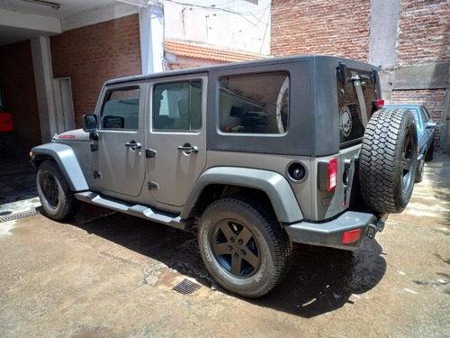 Imagen 5 de 13 de Jeep Wrangler 2008 3.8 Sport Unlimited 199cv Atx