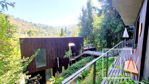Casa 4 Dorm, 4 B, 3 Est., El Arrayan - Ziw Property