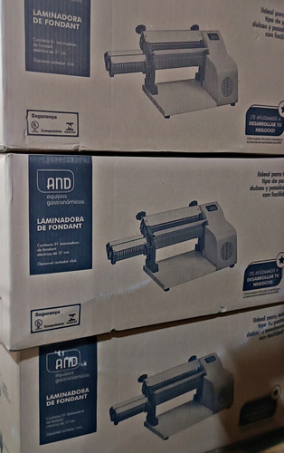 Laminadora De Masa Pastelería Panadería (mesa) 1/3 Hp