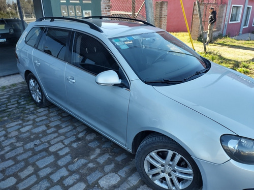 Imagen 2 de 11 de Volkswagen Vento Variant 2011 2.5 Advance 170cv