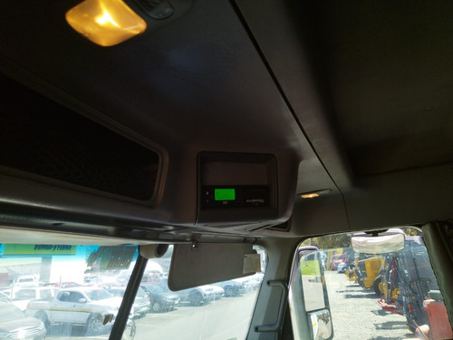 Imagen 15 de 23 de Tracto Camion Freightliner Cl 120, Año 2016, Oportunidad