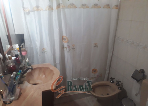 Imagen 8 de 15 de Casa Ph En Venta C/parque Pileta Lola Mora 200 Ituzaingo