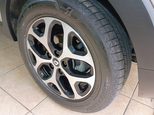 Renault Captur 1.616v Intense Sce X-tronic 5p