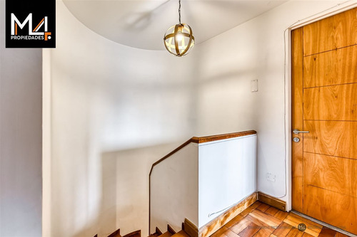 Departamento En Venta Duplex De 3 Dorm. En Providencia
