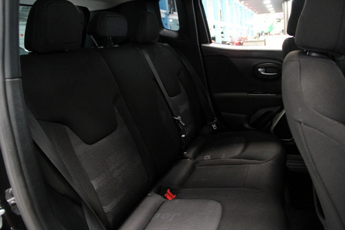 Imagem 9 de 14 de Jeep Renegade 1.8 16v Flex Longitude 4p Automático