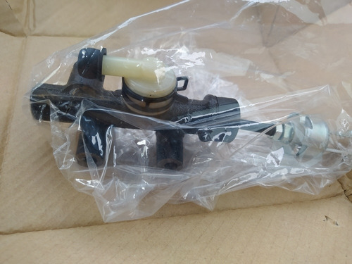 Bombín Superior E Inferior De Clutch De Dyna E Hino 300