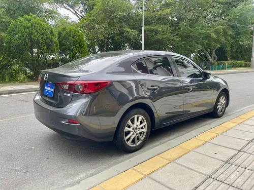 Mazda 3 2.0 Prime