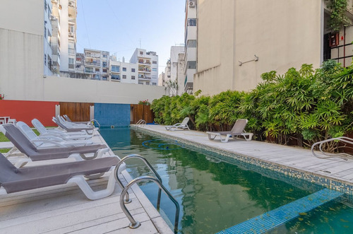 Alquiler 2 Ambientes Piso Alto Recoleta Frente