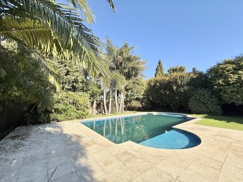 Importante Casa En Venta - Barrio Privado Las Victorias