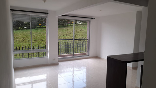 Se Vende Hermoso Apartamento En Niza (precio Con Descuento)