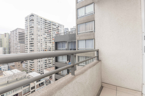 Edificio Mario Kreutzberger Vista Surponiente Piso 13