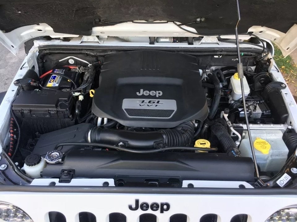 jeep wrangler 3.6 sport 284hp mtx