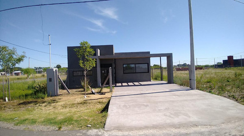 Venta Casa De 2 Dormitorios En Ecovida, Villa Amelia