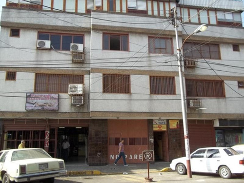 Imagen 13 de 14 de Vendo Práctico Edificio Comercial , Centro De Maracay.