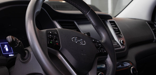 Imagen 5 de 12 de Hyundai Tucson 2017 2.0 Limited At