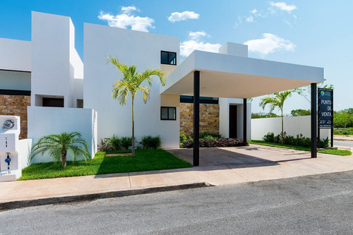 Casa En Venta Con Recamara En Planta Baja En Dzityá, Mérida