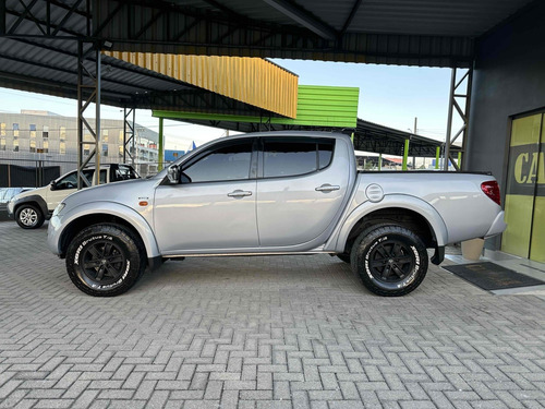Mitsubishi L200 Triton 3.2 HPE 4X4 CD 16V TURBO INTERCOOLER DIESEL 4P AUTOMĂTICO