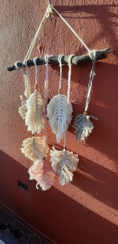 Imagen 2 de 4 de Movil Plumas Nordicas Diseños A Pedido