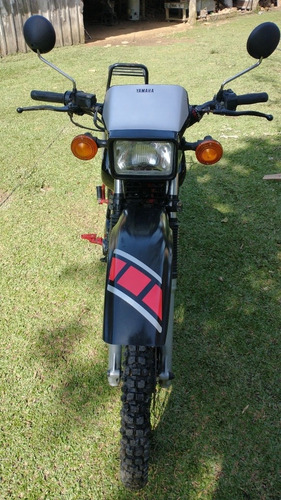 Imagem 4 de 5 de Yamaha Dt 180