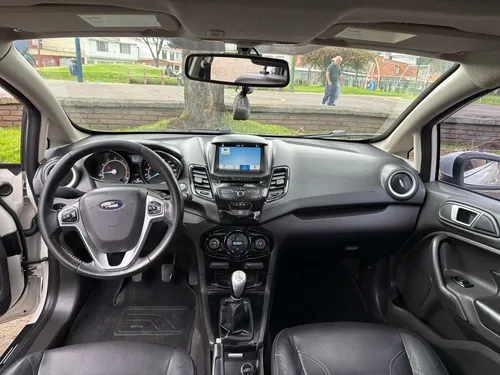Ford Fiesta 1.6 Titanium Mt