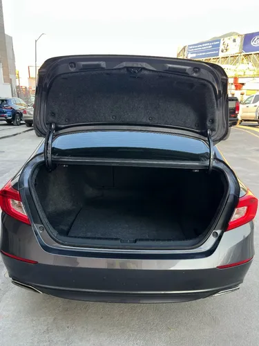 Honda Accord 2.0 Touring At