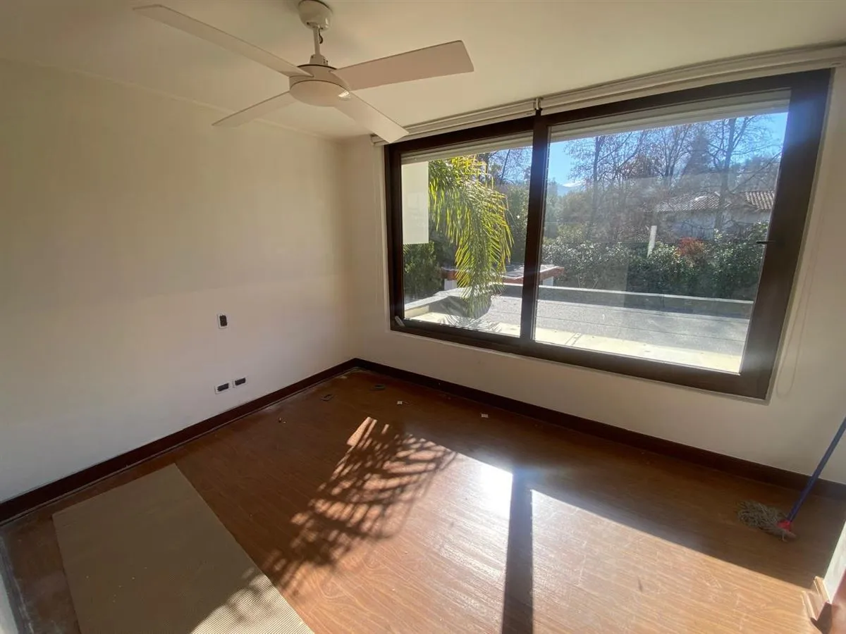 Imagen 4 de 30 de Casa En Venta De 5 Dorm. En Lo Barnechea