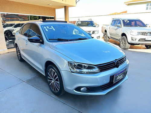 Volkswagen Jetta 2.0 TSI HIGHLINE 211CV