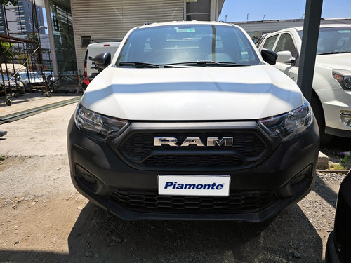 Ram 700 Slt 4x2 1.4