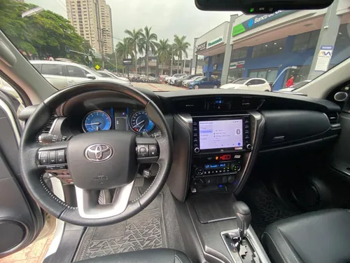 Toyota Fortuner Srv 2022 4000cc 4x4 Aut
