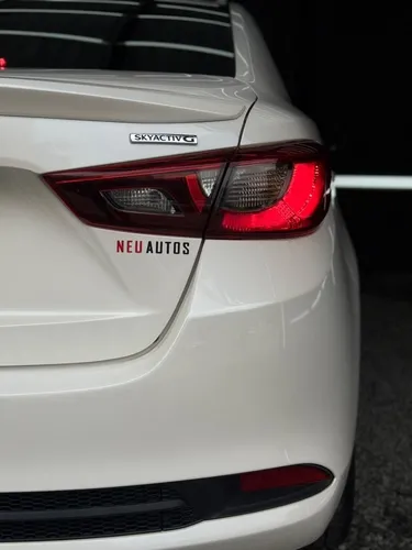 Mazda 2 Sedan Grand Touring Lx 2024