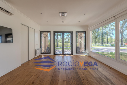 Casa En Venta En Country San Diego Moreno