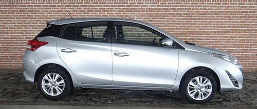 Imagem 4 de 11 de Toyota Yaris 1.3 16v Flex Xl Manual