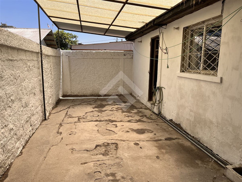 Casa En Venta De 3 Dorm. En Ñuñoa