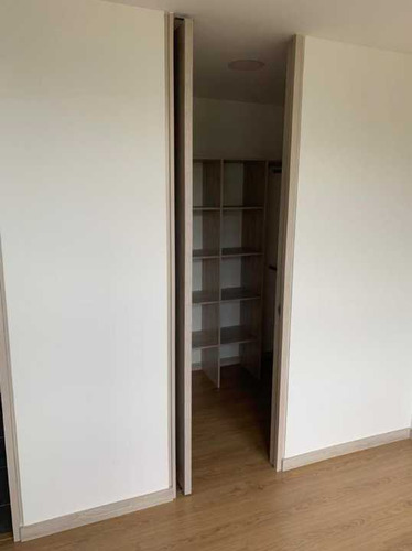 Apartamento En Venta Oporto Campestre Hacia Copacabana Ant. Rz