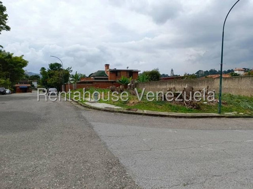 Ana Torres. Terreno En Venta 258843 En Sorocaima