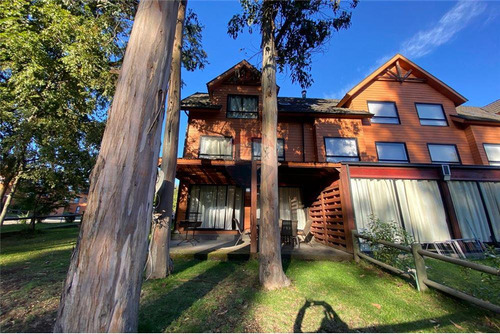 En Venta Casa 5 Dormitorios 4 Baños En Pucón