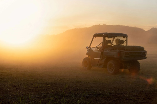 Imagen 5 de 16 de Canam Defender Hd8 Dps 0km No Polaris 4x4 Utv Usd