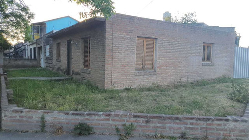 Imagen 3 de 3 de Centro America - Amalia Sanchez Ariño 2085 - Casa En Venta