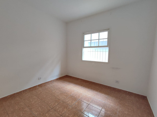 Imagem 5 de 9 de Casa Terrea 2 Dorm + Edicula, Jd Sarah Fl25