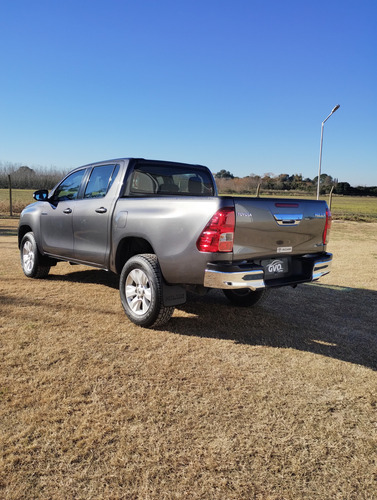 Toyota Hilux Pick-Up 2.4 Cd Sr 150cv 4x2