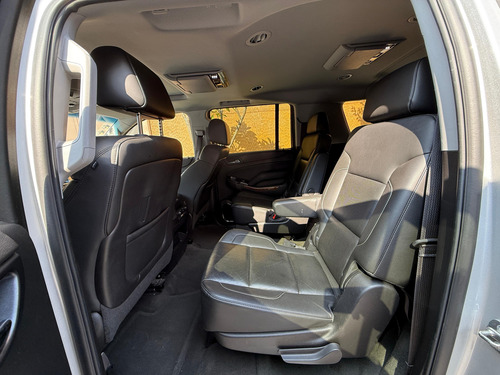 Chevrolet Suburban 5.3 Ltz V8 4wd 2da Cubo At