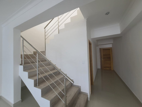 Imagen 2 de 21 de En Venta Maravilloso Penthouse Con Terraza Privada De Oportunidad Nuevo A Estrenar