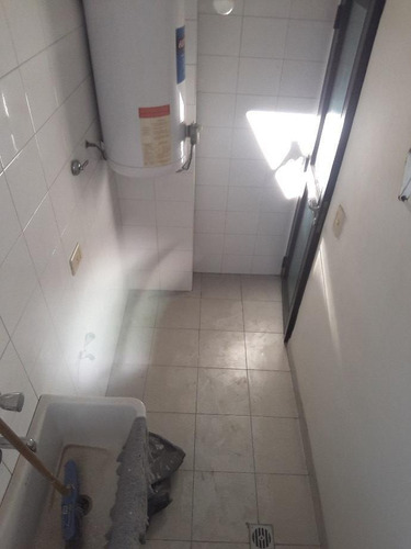 Imagen 3 de 13 de Departamento En Venta En Moron Sur