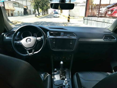 Imagen 9 de 13 de Volkswagen Tiguan 2019 Comfortline