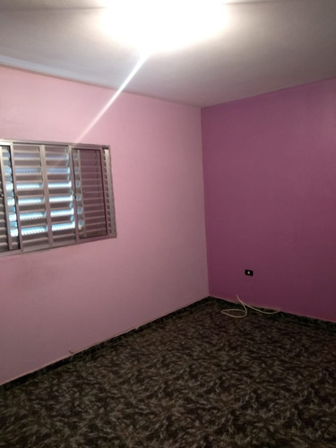Imagem 8 de 30 de Casa Ampla Com 4 Quartos, Jardim, 4 Vagas De Garagem E 2 Banheiros,