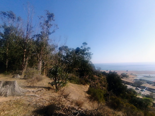 Terreno Urbanizado En Primera Línea Con Vista A La Playa.