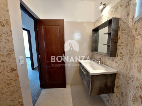 Imagen 23 de 28 de Piriápolis, Los Ángeles. Casa En Venta. 3 Dormitorios, 2 Baños.